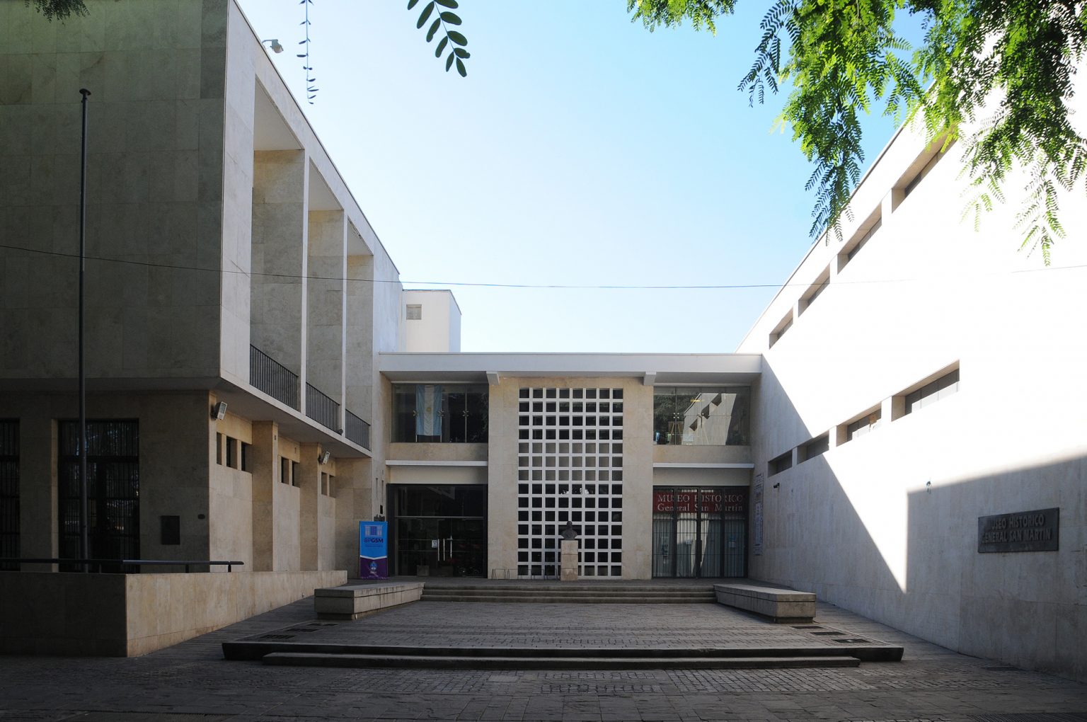 biblioteca publica general san martin