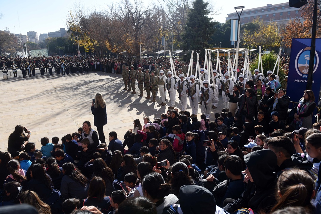 cambio de guardia memorial de la bandera mendoza 2